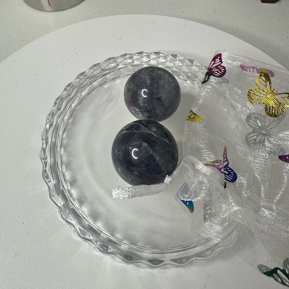 Iolite Mini Spheres with crowns - Set of 2/$30 - Picture 7 of 10